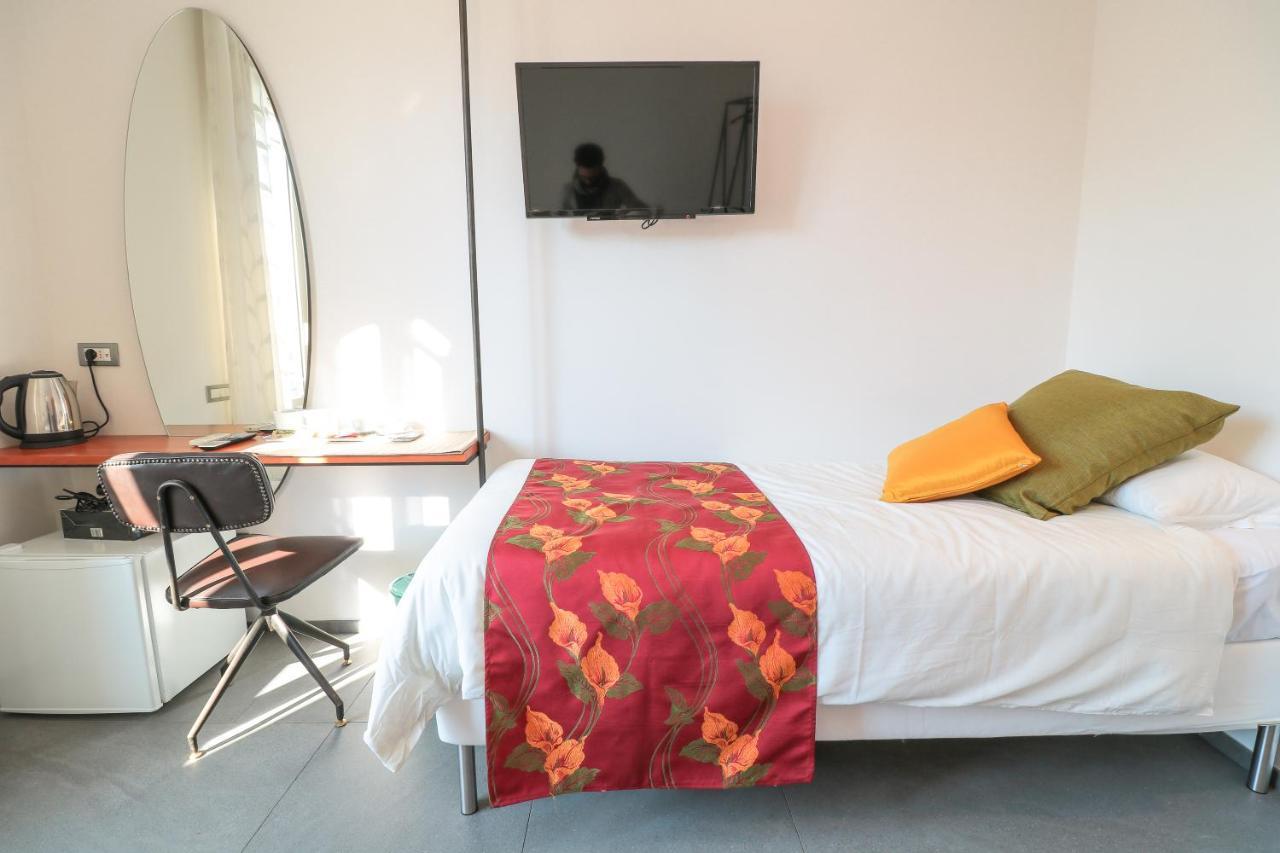 Terrazze Del Lungomare Bed & Breakfast Наполи Екстериор снимка