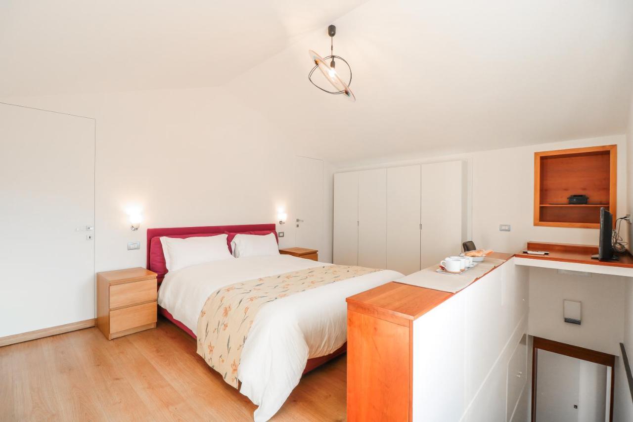 Terrazze Del Lungomare Bed & Breakfast Наполи Екстериор снимка