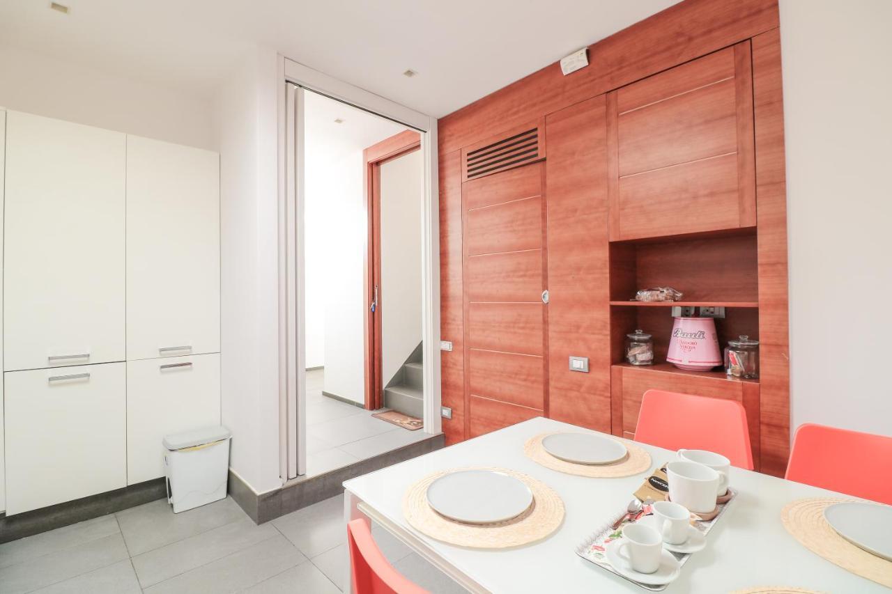 Terrazze Del Lungomare Bed & Breakfast Наполи Екстериор снимка
